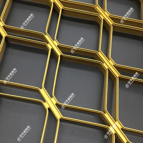 佛山厂家匠心打造 金色双花双边美格网与合金铝网防护网格全解析